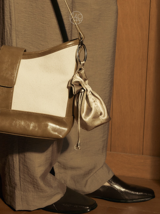 SKIN1004 1004Day Edition Pouch Keyring (Limited Edition)