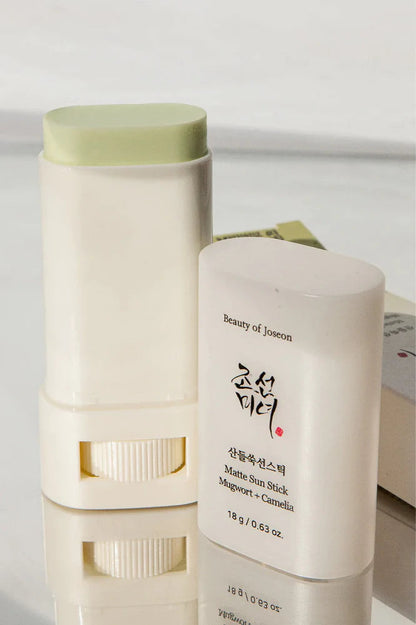 [Beauty of Joseon] Matte sun stick : Mugwort + Camilia 18g