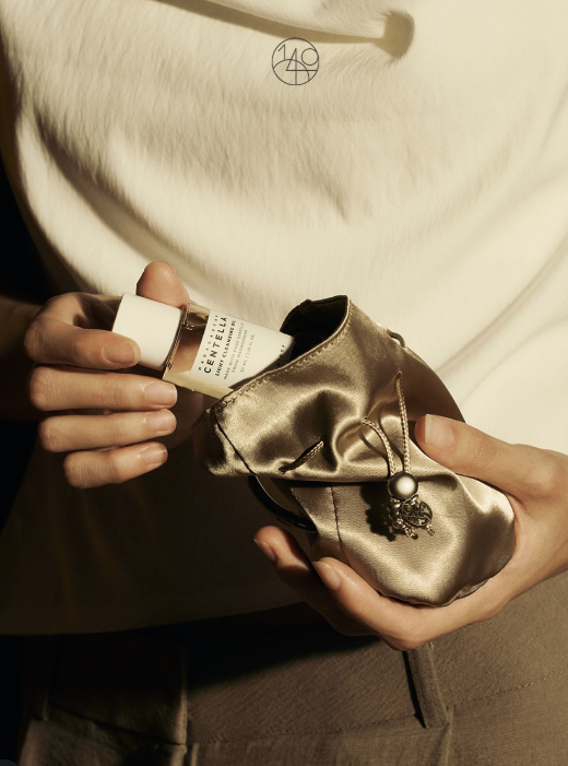 SKIN1004 1004Day Edition Pouch Keyring (Limited Edition)