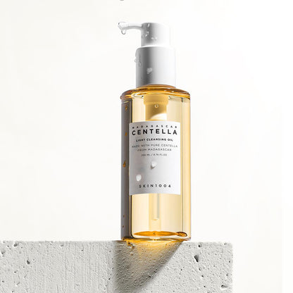 [Skin1004] Madagascar Centella Light Cleansing Oil 200ml